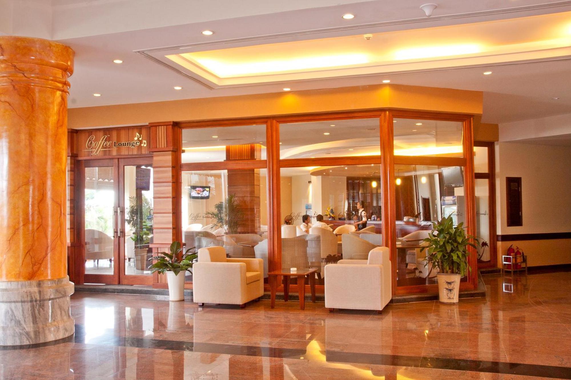 DLGL - Dung Quat Hotel Quảng Ngãi Exterior foto